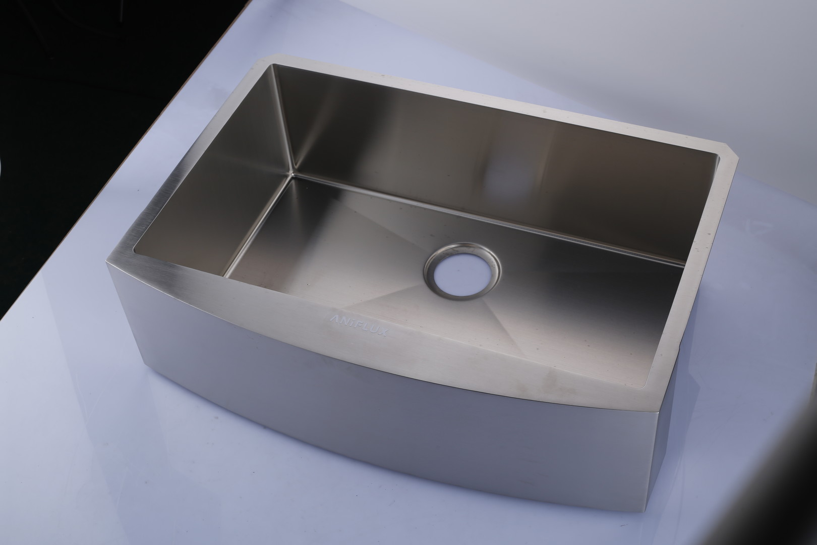 ANIFLUX Stainless Steel Farmhouse Apron Kitchen Sink